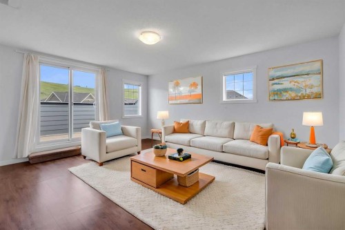 237 Cranbrook Square Se, Calgary, AB 