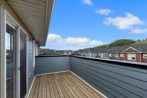 237 Cranbrook Square Se, Calgary, AB 