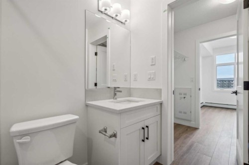 3117-1802 Mahogany Boulevard Se, Calgary, AB - Indoor Photo Showing Bathroom