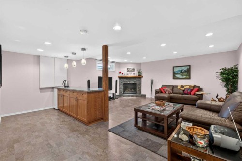501 Coral Keys Villas Ne, Calgary, AB 