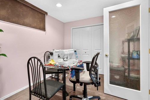 501 Coral Keys Villas Ne, Calgary, AB 
