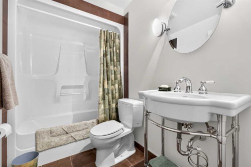 501 Coral Keys Villas Ne, Calgary, AB 
