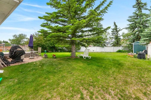 501 Coral Keys Villas Ne, Calgary, AB 