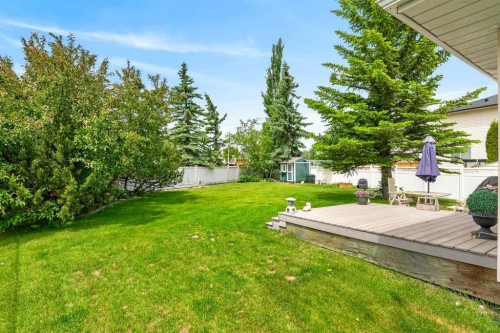 501 Coral Keys Villas Ne, Calgary, AB 