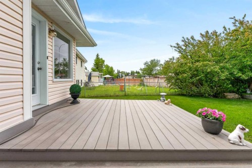 501 Coral Keys Villas Ne, Calgary, AB 