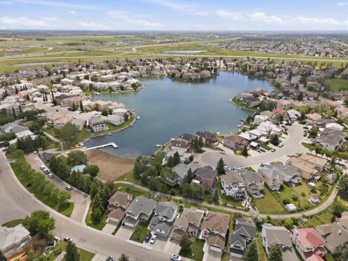 501 Coral Keys Villas Ne, Calgary, AB 