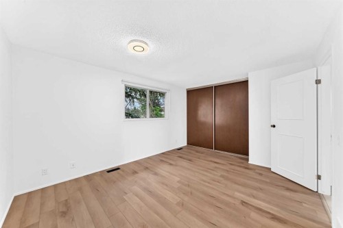 10 Erin Ridge Place Se, Calgary, AB 