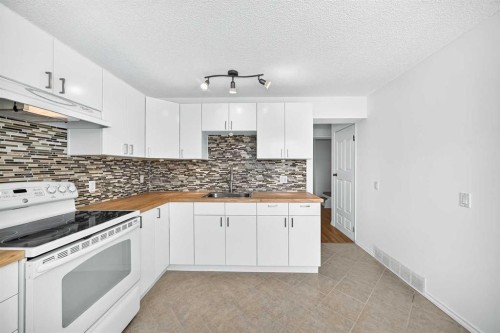 10 Erin Ridge Place Se, Calgary, AB 
