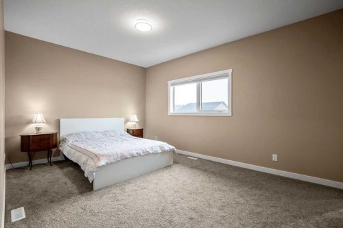1918 High Park Circle Nw, High River, AB 