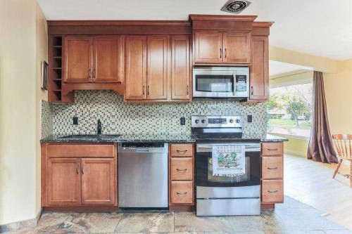 4604 Brisebois Drive Nw, Calgary, AB 