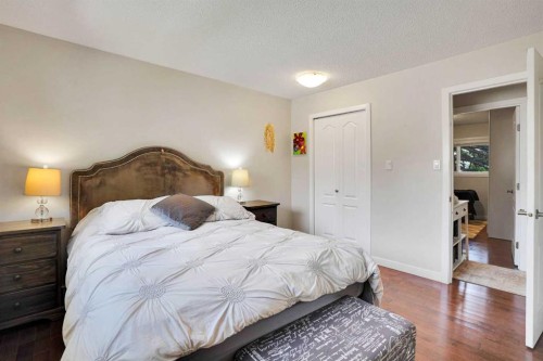 5212 Valiant Drive Nw, Calgary, AB 
