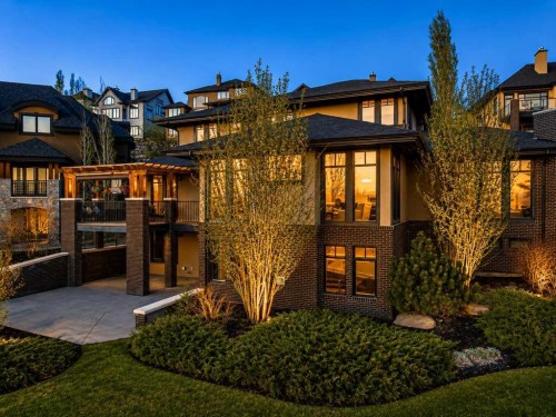 16 Spring Valley Way Sw, Calgary, AB 