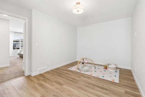 185 Emberside Hollow, Cochrane, AB 