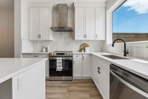 185 Emberside Hollow, Cochrane, AB 