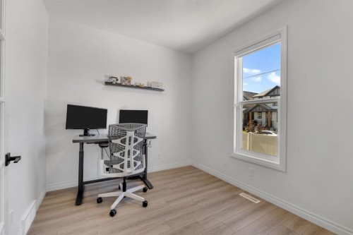 75 Setonstone Row Se, Calgary, AB 