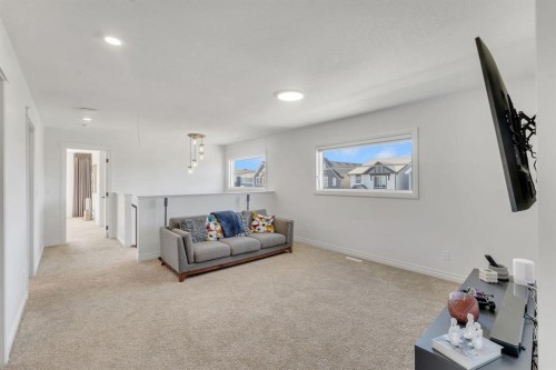 75 Setonstone Row Se, Calgary, AB 