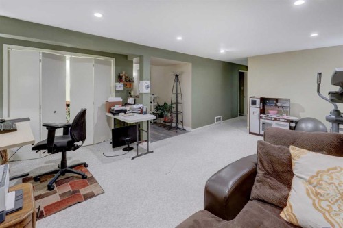 148 Rundlecairn Rise Ne, Calgary, AB 