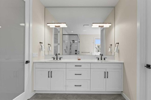 1104 Cranbrook Gardens Se, Calgary, AB 