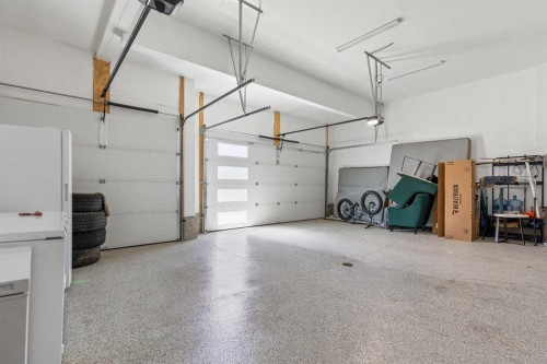 1104 Cranbrook Gardens Se, Calgary, AB 