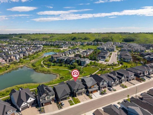 1104 Cranbrook Gardens Se, Calgary, AB 