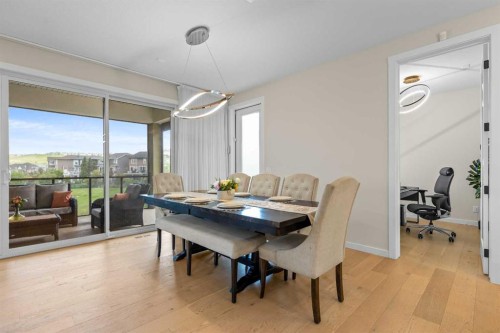 1104 Cranbrook Gardens Se, Calgary, AB 