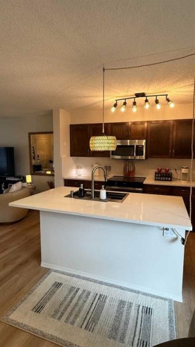 102 Panatella Park Nw, Calgary, AB 