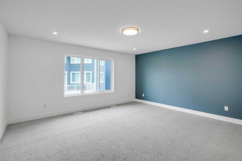 27 Heritage Close, Cochrane, AB 
