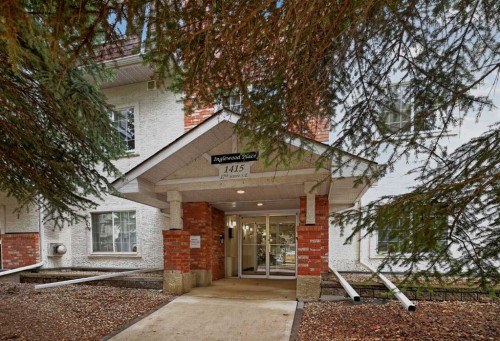 308-1415 17 Street, Calgary, AB - Outdoor