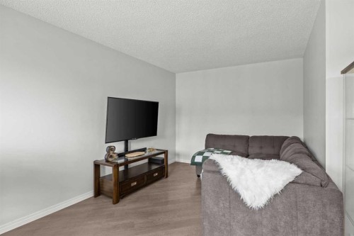 11 Windford Crescent Sw, Airdrie, AB 