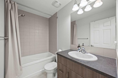 11 Windford Crescent Sw, Airdrie, AB 