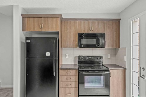 11 Windford Crescent Sw, Airdrie, AB 