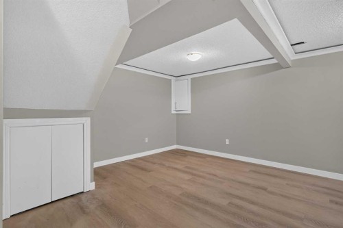 2515 62 Street Ne, Calgary, AB 