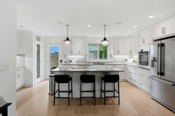 2040 31 Avenue SW Calgary, AB T2T 1T2
