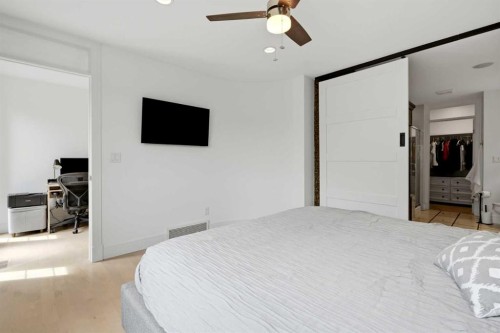2040 31 Avenue Sw, Calgary, AB 