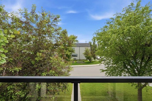 2040 31 Avenue Sw, Calgary, AB 