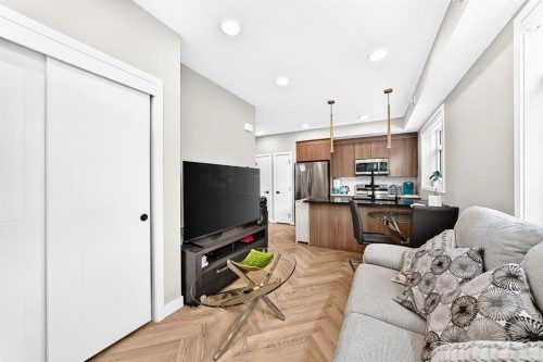 301-562 Seton Circle Se, Calgary, AB 
