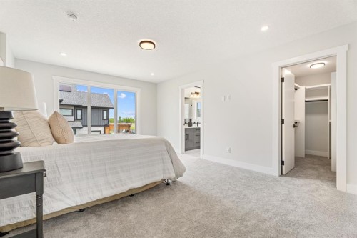 22 Cimarron Estates Gate, Okotoks, AB 