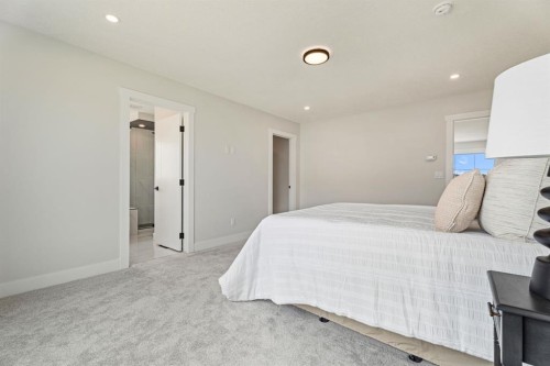 22 Cimarron Estates Gate, Okotoks, AB 