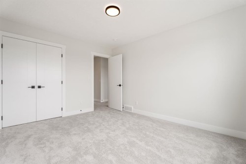 22 Cimarron Estates Gate, Okotoks, AB 