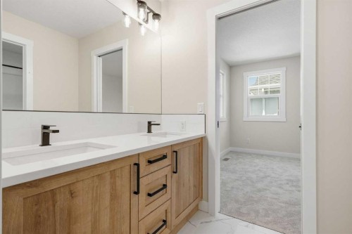 439 Kinniburgh Loop, Chestermere, AB 