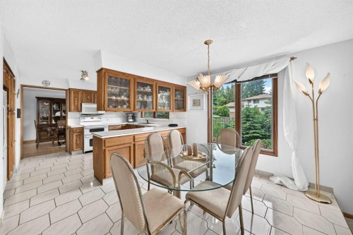 3407 50 Street Nw, Calgary, AB 