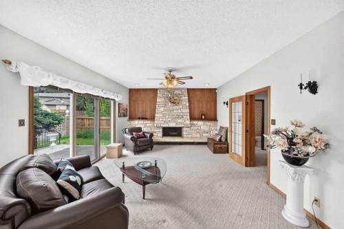 3407 50 Street Nw, Calgary, AB 