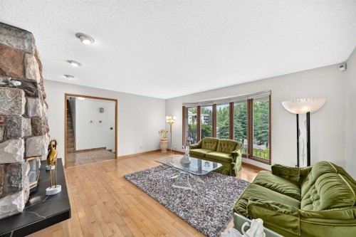 3407 50 Street Nw, Calgary, AB 