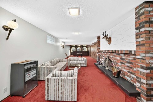 3407 50 Street Nw, Calgary, AB 