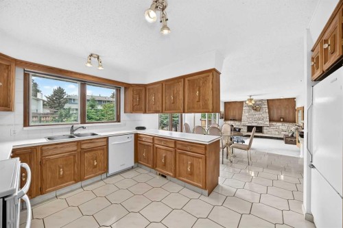3407 50 Street Nw, Calgary, AB 
