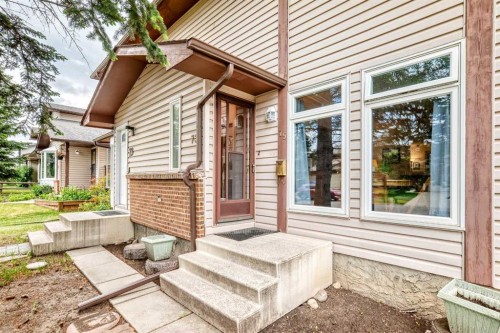 75 Cedardale Crescent Sw, Calgary, AB 