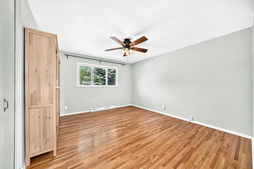 42 Cardiff Drive Nw, Calgary, AB 
