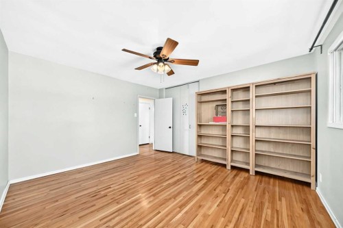 42 Cardiff Drive Nw, Calgary, AB 