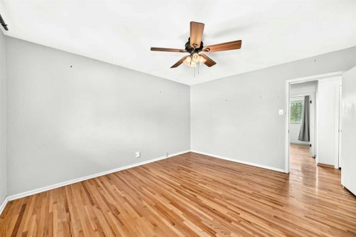42 Cardiff Drive Nw, Calgary, AB 