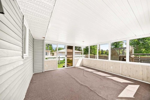 42 Cardiff Drive Nw, Calgary, AB 